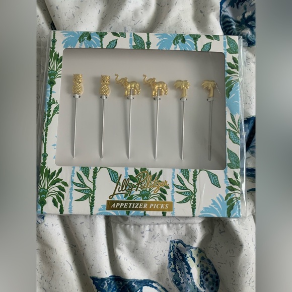 Lilly Pulitzer Other - Lilly Pulitzer Gold Appetizer Picks. NWT